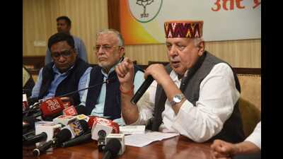 Uttar Pradesh ministers Suresh Khanna and Surya Pratap Shahi at a press conference in Lucknow on March 12. (Sourced) Uttar Pradesh ministers Suresh Khanna and Surya Pratap Shahi at a press conference in Lucknow on March 12. (Sourced)