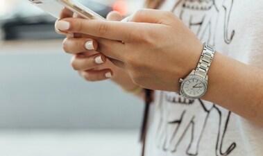 The woman shared how the scammer played a recording which "exactly" matched her daughter's voice. (Unsplash/@Paul Hanaoka) The woman shared how the scammer played a recording which "exactly" matched her daughter's voice. (Unsplash/@Paul Hanaoka)