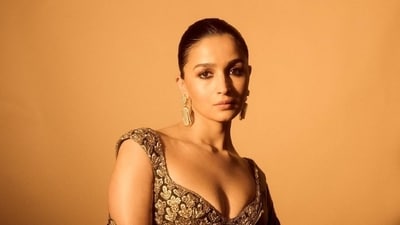 Between helping your best friend pick the perfect outfit, makeup look and trousseau for her wedding, it is important to set some time aside to plan your bridesmaid look. And what better place to gain some sartorial inspiration than our favourite celebrities' closet? In an attempt to make your life easier, we have a great suggestion from Alia Bhatt's recent fashion win, and you can wear it to your bestie's reception party. (Instagram) Between helping your best friend pick the perfect outfit, makeup look and trousseau for her wedding, it is important to set some time aside to plan your bridesmaid look. And what better place to gain some sartorial inspiration than our favourite celebrities' closet? In an attempt to make your life easier, we have a great suggestion from Alia Bhatt's recent fashion win, and you can wear it to your bestie's reception party. (Instagram)