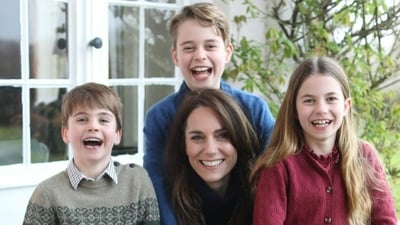 Kate Middleton with her kids - Prince Louis (left), Princess Charlotte (right) and Prince George (centre). (Instagram/@princeandprincessofwales) Kate Middleton with her kids - Prince Louis (left), Princess Charlotte (right) and Prince George (centre). (Instagram/@princeandprincessofwales)