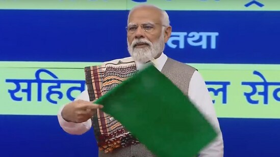 Modi in Gujarat LIVE: PM to launch rail projects, visit Sabarmati Ashram - Vimarsana News