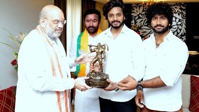 Amit Shah met HanuMan's Teja Sajja and Prasanth Varma recently Amit Shah met HanuMan's Teja Sajja and Prasanth Varma recently