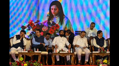 Mumbai, India. Mar 11,2024: Worli to Marine Drive 9.5 kilometres of the 10.58-kilometre Dharmveer Swarajya Rakshak Chhatrapati Sambhaji Maharaj Road (Coastal Road) inaugurated by Maharashtra Chief minister Eknath Shinde along with deputy chief ministers Devendra Fadnavis and Ajit Pawar in Mumbai. coastal road will be opened to traffic for the public on Tuesday morning. Mar 11,2024.(Photo by Raju Shinde/HT Photo) Mumbai, India. Mar 11,2024: Worli to Marine Drive 9.5 kilometres of the 10.58-kilometre Dharmveer Swarajya Rakshak Chhatrapati Sambhaji Maharaj Road (Coastal Road) inaugurated by Maharashtra Chief minister Eknath Shinde along with deputy chief ministers Devendra Fadnavis and Ajit Pawar in Mumbai. coastal road will be opened to traffic for the public on Tuesday morning. Mar 11,2024.(Photo by Raju Shinde/HT Photo)