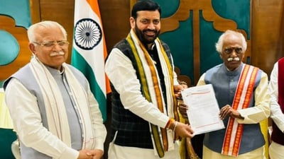 Haryana CM Nayab Saini (centre) with Governor Bandaru Dattatraya and ML Khattar on Tuesday. Haryana CM Nayab Saini (centre) with Governor Bandaru Dattatraya and ML Khattar on Tuesday.