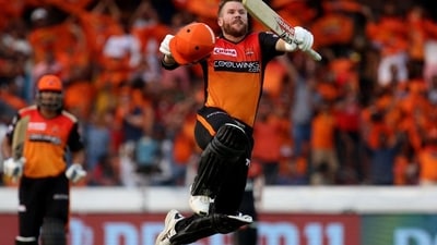 Former SRH skipper David Warner amassed 562 runs in 14 matches at IPL 2015. SRH finished 6th on the points table. (IPL) Former SRH skipper David Warner amassed 562 runs in 14 matches at IPL 2015. SRH finished 6th on the points table. (IPL)