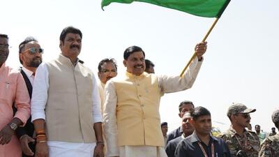 MP CM Mohan Yadav flagged off PM Shri Tourism Air Service and PM Shri Religious Tourism Heli Service (Twitter/@DrMohanYadav51) MP CM Mohan Yadav flagged off PM Shri Tourism Air Service and PM Shri Religious Tourism Heli Service (Twitter/@DrMohanYadav51)
