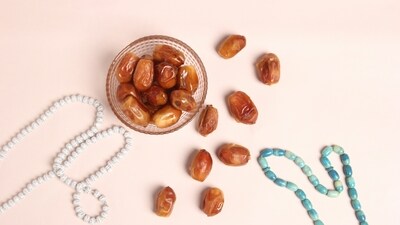 It is believed that Prophet Muhammad used to prefer consuming dates to break his fast. It is believed that Prophet Muhammad used to prefer consuming dates to break his fast.