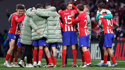 Atletico Madrid's Jan Oblak with teammates celebrate after the match. (REUTERS)