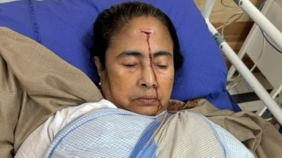 Mamata Banerjee suffers major injury in accident, says TMC (Twitter/TMC) Mamata Banerjee suffers major injury in accident, says TMC (Twitter/TMC)