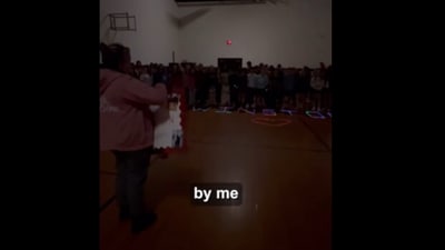 Snapshot of the students singing for the teacher. (Instagram/@Majically) Snapshot of the students singing for the teacher. (Instagram/@Majically)