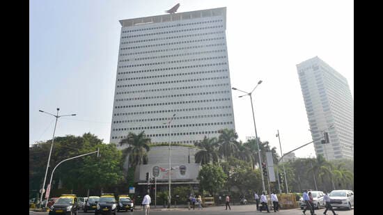 Mumbai, India - November 17, 2022: Air India building, at Nariman Point, in Mumbai, India, on Thursday, November 17, 2022. (Photo by Anshuman Poyrekar/ Hindustan Times) (Anshuman Poyrekar/HT PHOTO)