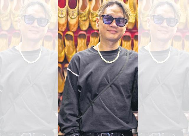 Mark Ong, aka Mr Sabotage, sneaker artist and streetwear designer, has been collecting kicks for 20 years. Mark Ong, aka Mr Sabotage, sneaker artist and streetwear designer, has been collecting kicks for 20 years.