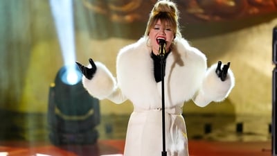 Kelly Clarkson performs at the Rockefeller Center Christmas tree lighting ceremony on Wednesday, Nov. 29, 2023, in New York. (Photo by Charles Sykes/Invision/AP) (Charles Sykes/Invision/AP) Kelly Clarkson performs at the Rockefeller Center Christmas tree lighting ceremony on Wednesday, Nov. 29, 2023, in New York. (Photo by Charles Sykes/Invision/AP) (Charles Sykes/Invision/AP)