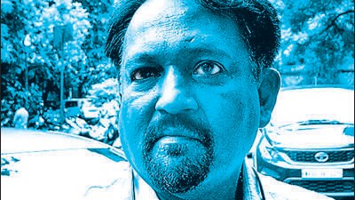 BJP leader Ujwal Keskar has flayed the decision of PMRDA to auction seven hectares of prime land at Shivajinagar which was earlier allocated for dairy purpose at Wakdewadi. (HT)