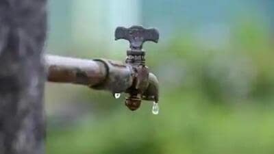 In an official statement, DJB said that after a breakdown in the common header supply line, water supply in the command area south Delhi and Palam main supply lines will either not be available or will be available at low pressure on Saturday morning. (HT Archive) In an official statement, DJB said that after a breakdown in the common header supply line, water supply in the command area south Delhi and Palam main supply lines will either not be available or will be available at low pressure on Saturday morning. (HT Archive)