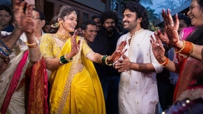 Rahasya Gorak danced their heart out at her engagement to Kiran Abbavaram (X) Rahasya Gorak danced their heart out at her engagement to Kiran Abbavaram (X)