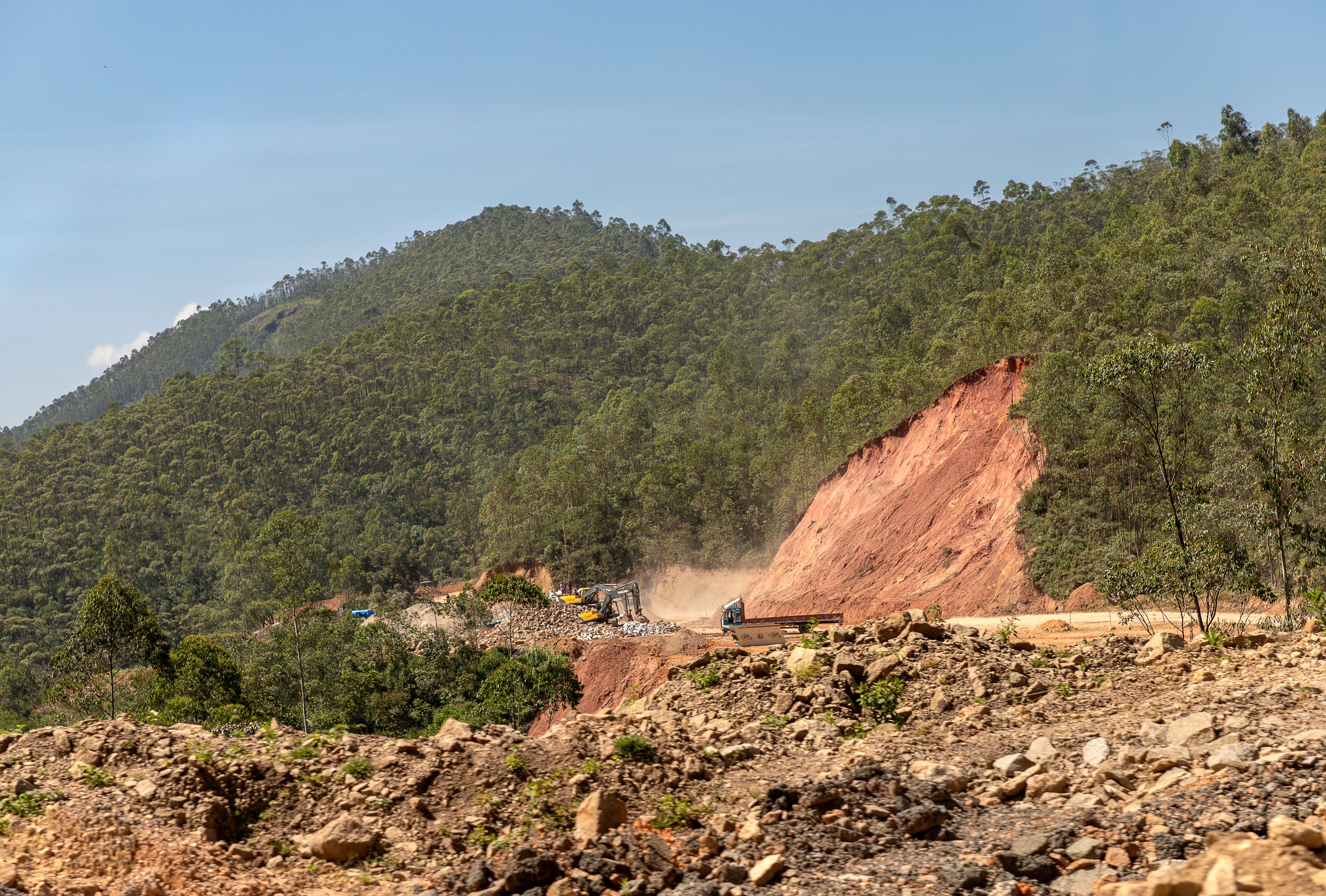 “In Kerala, the Vizhinjam port is not only eroding the coast and fisheries, but also leading to landslides as stone is quarried from the Western Ghats to build it. Sixty per cent of major landslides in India since 2015 have occurred in the state.” (Kev Gregory/Shutterstock) “In Kerala, the Vizhinjam port is not only eroding the coast and fisheries, but also leading to landslides as stone is quarried from the Western Ghats to build it. Sixty per cent of major landslides in India since 2015 have occurred in the state.” (Kev Gregory/Shutterstock)