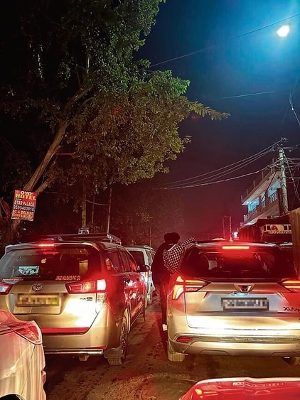 A glimpse of the traffic jam outside DTU during its recently concluded fest. (Photo: Kriti Kambiri/HT) A glimpse of the traffic jam outside DTU during its recently concluded fest. (Photo: Kriti Kambiri/HT)