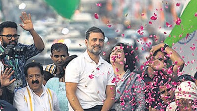 Rahul Gandhi, a senior leader of India's main opposition Congress party, and his sister and party leader Priyanka Gandhi Vadra attend a roadshow during his 66-day long "Bharat Jodo Nyay Yatra", or Unite India Justice March in Mumbai on Saturday. (REUTERS) Rahul Gandhi, a senior leader of India's main opposition Congress party, and his sister and party leader Priyanka Gandhi Vadra attend a roadshow during his 66-day long "Bharat Jodo Nyay Yatra", or Unite India Justice March in Mumbai on Saturday. (REUTERS)