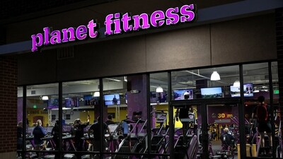 Planet Fitness revokes woman's membership for taking photo of a trans individual 'shaving in women's bathroom' (REUTERS)