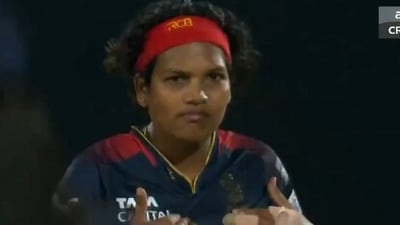 Asha Sobhana celebrates after RCB's win against MI (X) Asha Sobhana celebrates after RCB's win against MI (X)