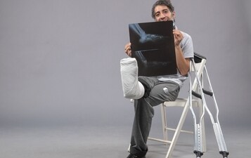 Phantom limb pain, a perplexing condition experienced by many amputees, poses a significant challenge to daily life. (Freepik) Phantom limb pain, a perplexing condition experienced by many amputees, poses a significant challenge to daily life. (Freepik)