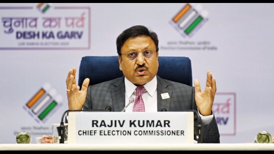 Chief election commissioner Rajiv Kumar announcing the schedule. (HT PHOTO)