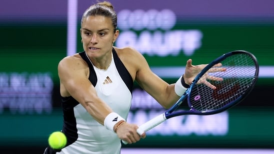 Maria Sakkari plays a backhand against Coco Gauff. (Getty Images via AFP)
