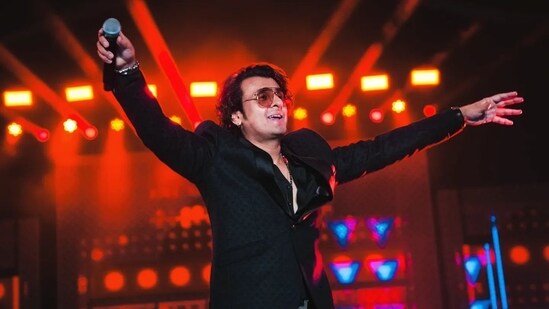 Sonu Nigam (Instagram/sonunigamofficial)