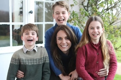 The photo from Kensington Palace that Kate Middleton admitted to editing. (Kensington Palace) The photo from Kensington Palace that Kate Middleton admitted to editing. (Kensington Palace)