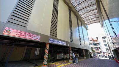 MCD’s multilevel car park at Amar Colony was recently inaugurated by the Delhi mayor. (Sanchit Khanna/HT Photo) MCD’s multilevel car park at Amar Colony was recently inaugurated by the Delhi mayor. (Sanchit Khanna/HT Photo)