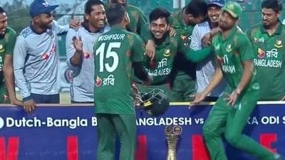 Mushfiqur Rahim mocks Sri Lanka with his celebration. Mushfiqur Rahim mocks Sri Lanka with his celebration.