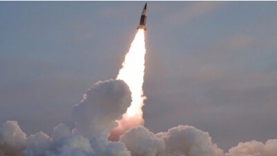North Korea fired three ballistic missiles toward waters off the east coast that reached a maximum altitude of about 50 kilometers (31 miles) and flew some 350 km. (HT File) North Korea fired three ballistic missiles toward waters off the east coast that reached a maximum altitude of about 50 kilometers (31 miles) and flew some 350 km. (HT File)