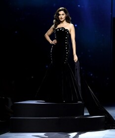 Taapsee Pannu walks the ramp showcasing a creation of fashion designers Gauri and Nainika. (PTI) Taapsee Pannu walks the ramp showcasing a creation of fashion designers Gauri and Nainika. (PTI)