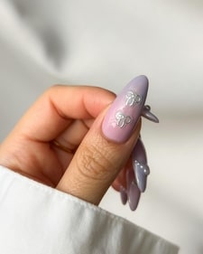 Use this on gradient nails (Instagram)