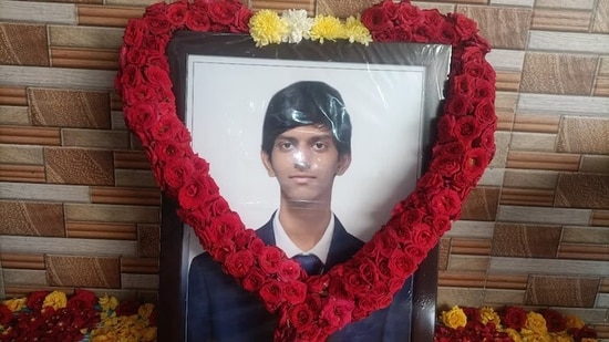 Paruchuri Abhijit was found dead in the US. He was the only son of his Guntur-based parents. (X@IndianTechGuide)