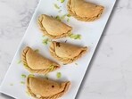 Holi 2024: Here are recipes that people with diabetes can enjoy this Holi.