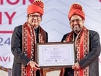 Shankar Mahadevan (right) receives the doctorate from Dr Vijay Patil, Chancellor & President, DY Patil University Shankar Mahadevan (right) receives the doctorate from Dr Vijay Patil, Chancellor & President, DY Patil University