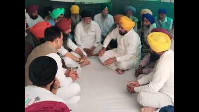 Chief minister Bhagwant Mann on Tuesday visited the bereaved family of Punjab Police constable Amritpal Singh of Jandor village, who was shot dead by a hardcore criminal during a raid in Mansoorpur village. (Photo: X)