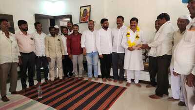 On Sunday, a meeting of supporters was conducted at Patil’s residence in Akluj to decide the future course of action. (HT PHOTO) On Sunday, a meeting of supporters was conducted at Patil’s residence in Akluj to decide the future course of action. (HT PHOTO)