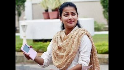 Solapur, a key constituency in western Maharashtra, holds a significant political importance, and Praniti’s decision to contest on the Congress ticket is expected to create a significant challenge for the BJP that is struggling to identify a popular face for the constituency. (HT PHOTO) Solapur, a key constituency in western Maharashtra, holds a significant political importance, and Praniti’s decision to contest on the Congress ticket is expected to create a significant challenge for the BJP that is struggling to identify a popular face for the constituency. (HT PHOTO)