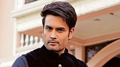 Actor Vivian DSena Actor Vivian DSena