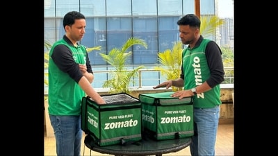 Zomato CEO Deepinder Goyal (right) with the company's food delivery CEO Rakesh Ranjan (left). (X/@deepigoyal) Zomato CEO Deepinder Goyal (right) with the company's food delivery CEO Rakesh Ranjan (left). (X/@deepigoyal)