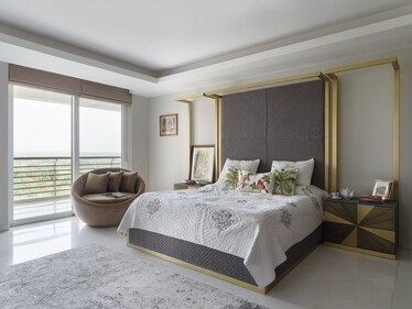 Choose gleaming white floors to showcase sunlight's presence Choose gleaming white floors to showcase sunlight's presence