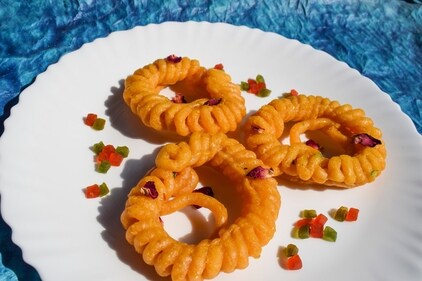 Imarti or Jangiri is one of the most popular varieties (Shutterstock) Imarti or Jangiri is one of the most popular varieties (Shutterstock)