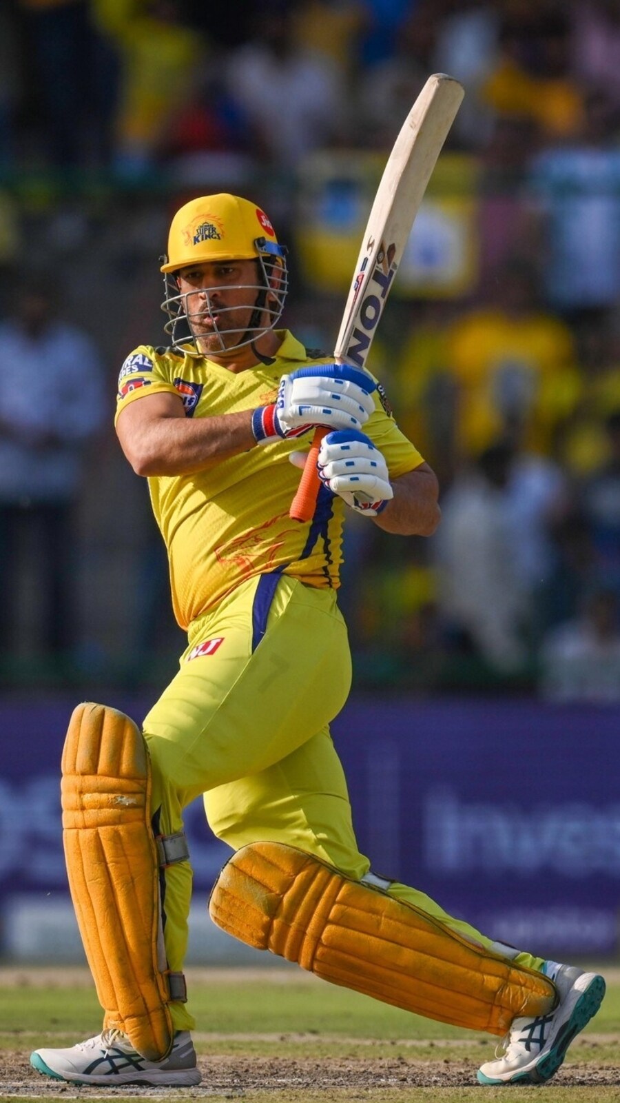 ms_dhoni_cover