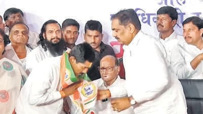 Ajit faction’s Beed strongman returns to uncle’s camp Ajit faction’s Beed strongman returns to uncle’s camp