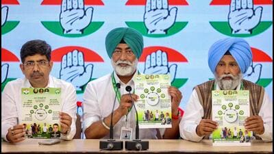 All India Kisan Congress chairman Sukhpal Singh Khaira addresses a press conference at the Congress headquarters in Delhi on Wednesday. (PTI) All India Kisan Congress chairman Sukhpal Singh Khaira addresses a press conference at the Congress headquarters in Delhi on Wednesday. (PTI)