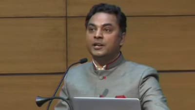 IMF executive director KV Subramanian (ANI Photo) IMF executive director KV Subramanian (ANI Photo)