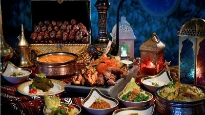 Srinagar, Jammu and Kashmir: The picturesque city of Srinagar transforms into a haven for food enthusiasts during Ramadan. Head to Hazratmahal shrine to savour a variety of delicacies amidst the serene beauty of nature. Join the celebrations at Eidgah and explore the vibrant bazaar at Lal Chowk for a truly immersive Ramadan experience. (Pinterest) Srinagar, Jammu and Kashmir: The picturesque city of Srinagar transforms into a haven for food enthusiasts during Ramadan. Head to Hazratmahal shrine to savour a variety of delicacies amidst the serene beauty of nature. Join the celebrations at Eidgah and explore the vibrant bazaar at Lal Chowk for a truly immersive Ramadan experience. (Pinterest)